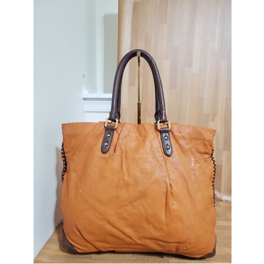 MCM Saddle/Dark Brown Heart charm Leather Medium Tote Bag w/ Gold Hardware - Picture 2 of 10